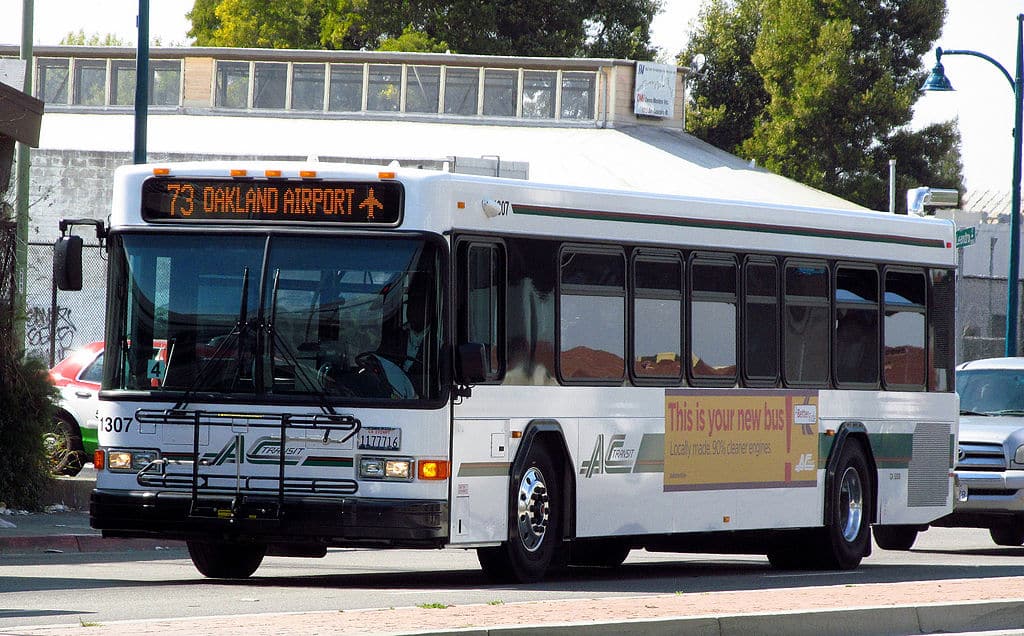 Photo of an Oakland Bus heading to the Oakland International Airport