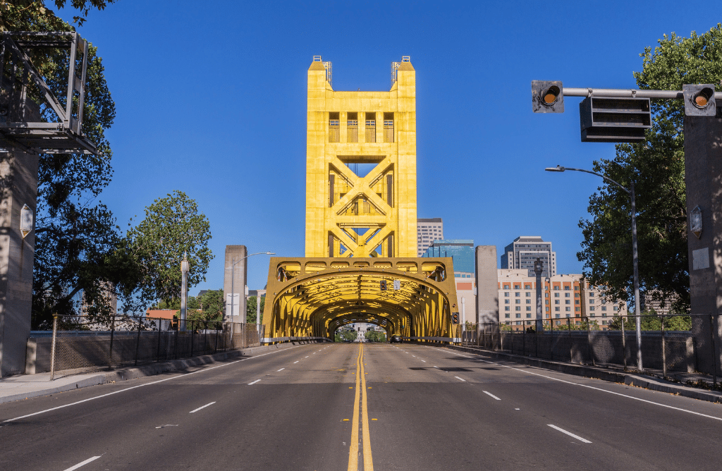 Photo of the Tower Bridge road in Sacramento