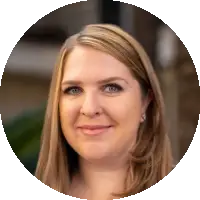 Jennifer Domer headshot